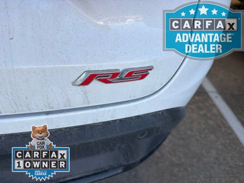 Used 2025 Chevrolet Trax RS w/ Sunroof Package FWD image 11