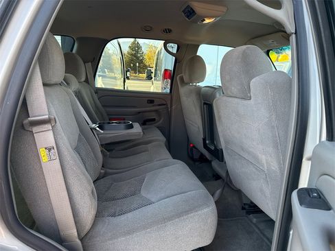 Used 2005 Chevrolet Tahoe LS w/ Skid Plate Package, Off Road image 13