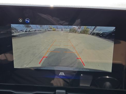 Certified 2026 Chevrolet Equinox ACTIV w/ Convenience Package III image 17