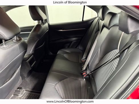 Used 2018 Toyota Camry SE image 26