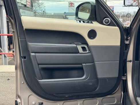 Used 2021 Land Rover Range Rover Sport HSE Silver Edition image 22