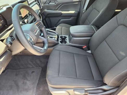 New 2025 GMC Canyon Elevation w/ Convenience Package image 10