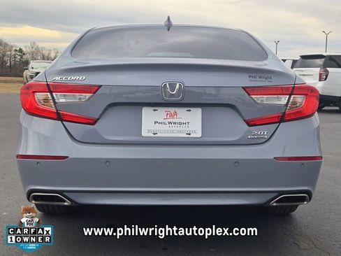 Used 2021 Honda Accord Touring image 4