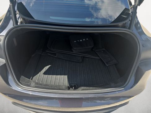 Used 2025 Tesla Model 3 Long Range AWD/4WD image 12