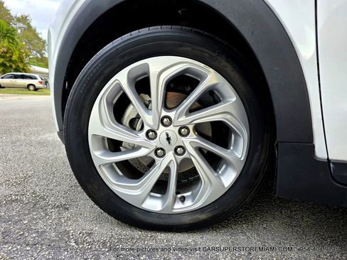 Used 2022 Chevrolet Bolt EUV LT w/ Driver Confidence Package image 58