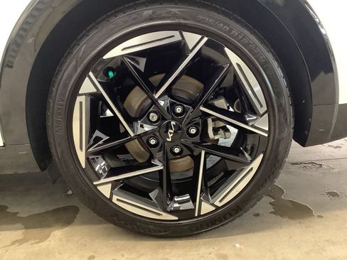 Certified 2025 Kia K4 GT-Line w/ GT-Line Premium Package FWD image 27