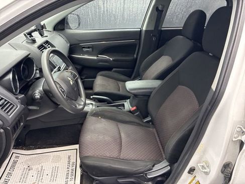 Used 2019 Mitsubishi Outlander Sport ES image 13