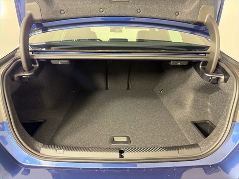 New 2026 BMW i5 eDrive40 w/ M Sport Package image 19