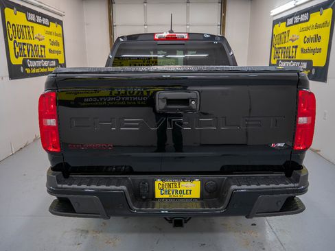 Used 2022 Chevrolet Colorado LT w/ Redline Special Edition image 6