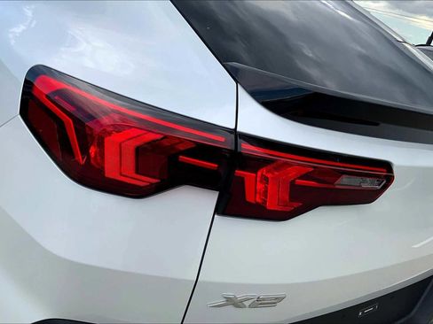 Used 2026 BMW X2 xDrive28i w/ Technology Package image 14