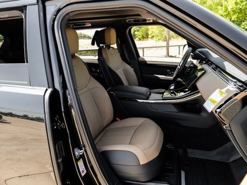 New 2026 Land Rover Range Rover Sport Dynamic SE AWD/4WD image 44