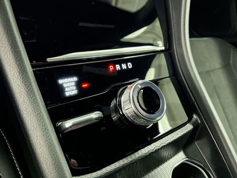 New 2026 Jeep Grand Cherokee Laredo image 18