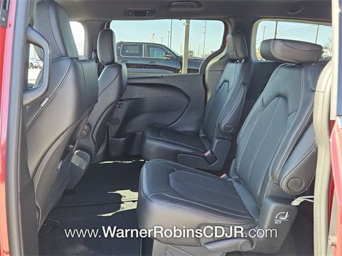 New 2026 Chrysler Voyager LX image 6