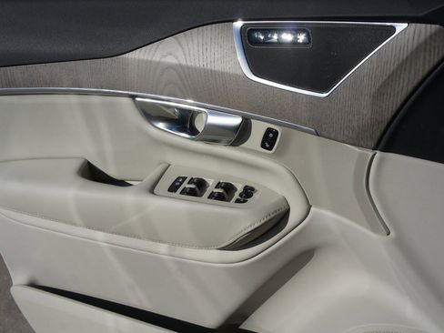 Certified 2023 Volvo XC90 B6 Plus w/ Protection Package Premier image 25