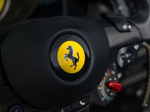 Certified 2021 Ferrari F8 Tributo image 41