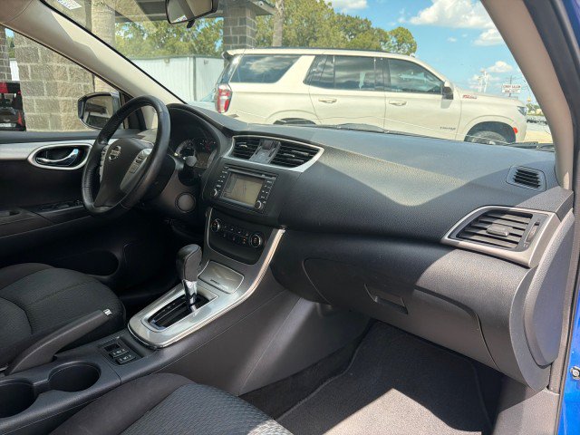 Used 2015 Nissan Sentra SR w/ Navigation Package FWD image 19