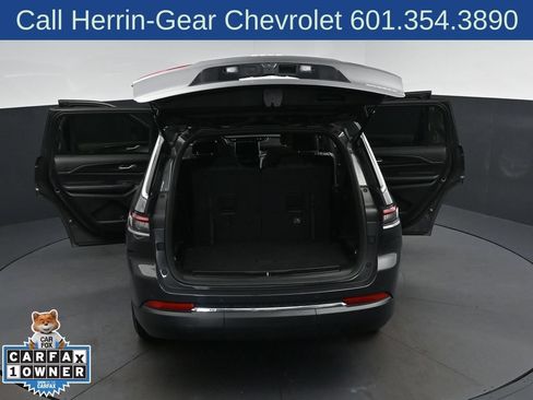 Used 2024 Jeep Grand Cherokee L Laredo RWD image 48