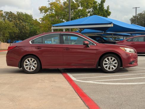 Used 2016 Subaru Legacy 2.5i Premium image 3