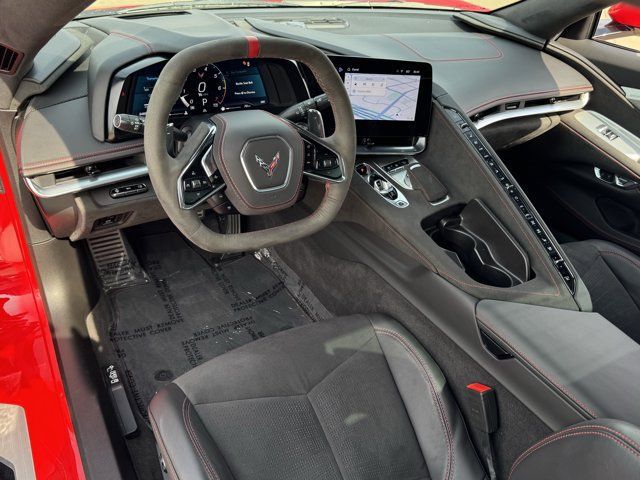 Used 2025 Chevrolet Corvette Stingray Premium Conv w/ Z51 Performance Package RWD image 13