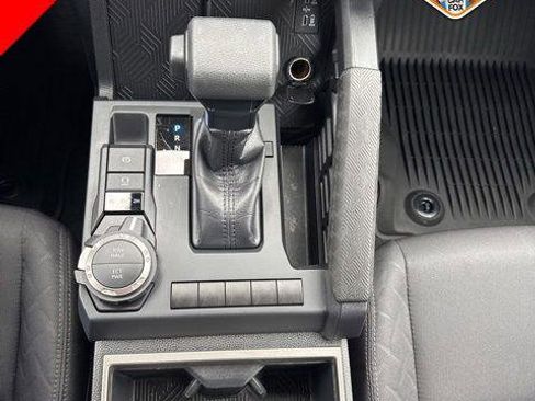 Certified 2025 Toyota Tacoma SR5 image 20