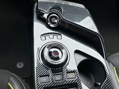 Used 2024 Kia EV6 GT image 17