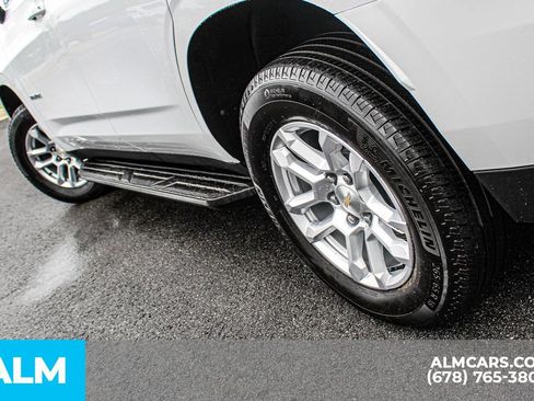 Used 2025 Chevrolet Tahoe LT AWD/4WD image 12