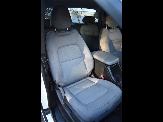 Used 2020 Chevrolet Colorado W/T w/ WT Convenience Package RWD image 27