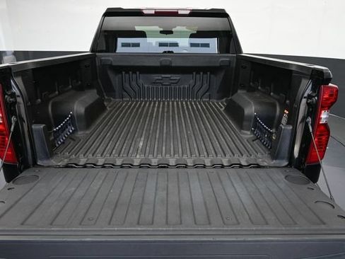 Used 2023 Chevrolet Silverado 1500 LT AWD/4WD image 29
