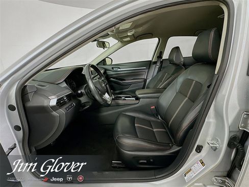 Used 2023 Nissan Altima 2.5 SR image 23
