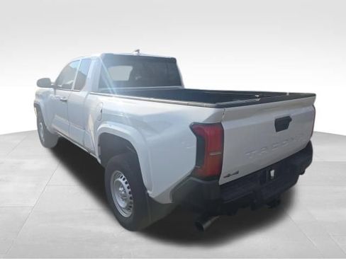 Used 2024 Toyota Tacoma SR w/ SR Upgrade Package image 4