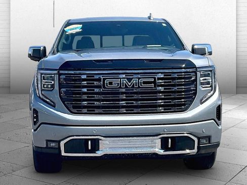 Used 2025 GMC Sierra 1500 Denali Ultimate AWD/4WD image 2