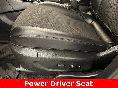 Certified 2022 Buick Encore Preferred w/ Safety Package image 8