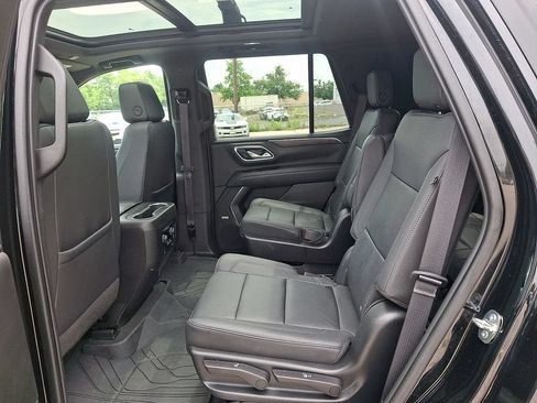 Certified 2023 Chevrolet Tahoe Z71 w/ Luxury Package AWD/4WD image 12