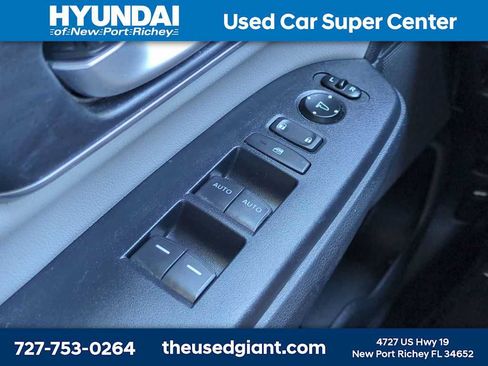 Used 2019 Honda CR-V EX-L image 27