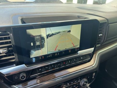 Used 2024 Chevrolet Silverado 1500 LT Trail Boss w/ Convenience Package II image 14