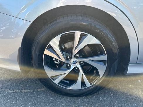 Used 2025 Subaru Legacy Premium AWD/4WD image 28
