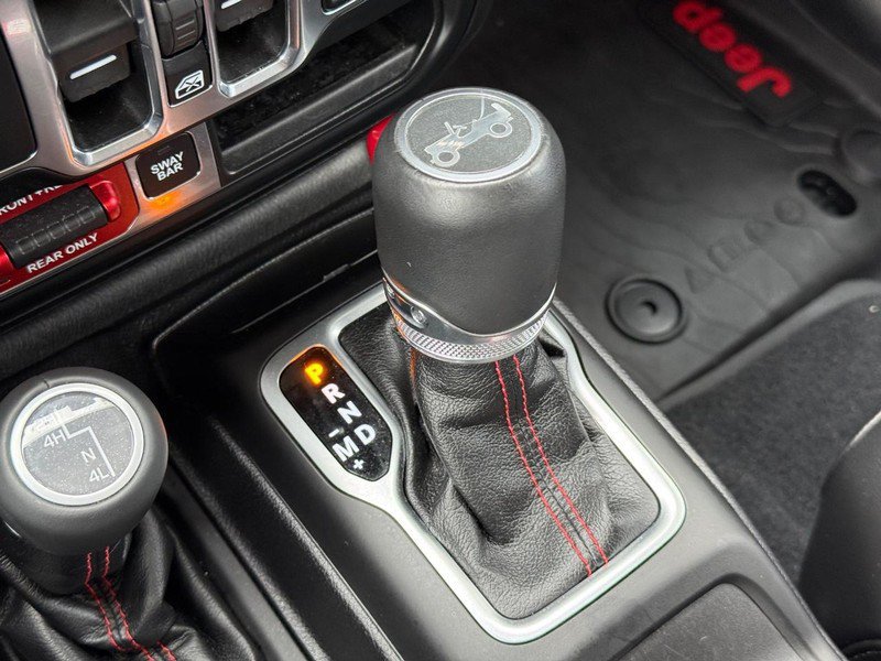 Used 2018 Jeep Wrangler Unlimited Rubicon AWD/4WD image 28