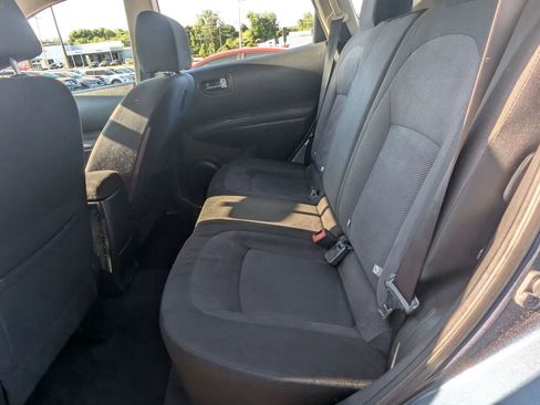 Used 2013 Nissan Rogue S AWD/4WD image 11