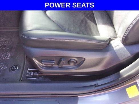 Used 2022 Toyota Camry XSE image 6