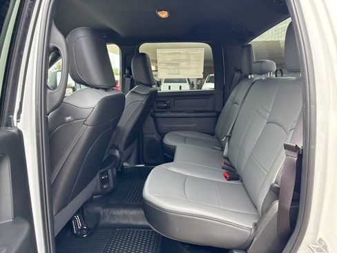 New 2026 RAM 2500 Tradesman w/ Chrome Appearance Group AWD/4WD image 15