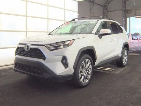 Used 2025 Toyota RAV4 XLE Premium w/ Weather Package FWD image 1