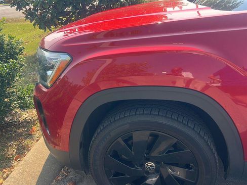 Used 2024 Volkswagen Atlas Cross Sport SEL AWD/4WD image 9