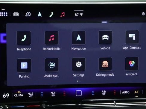Used 2025 Volkswagen GTI SE w/ SE Leather Seating Package FWD image 23