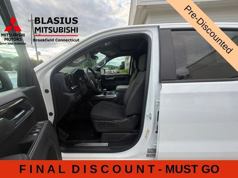 Used 2025 Chevrolet Silverado 1500 RST AWD/4WD image 26