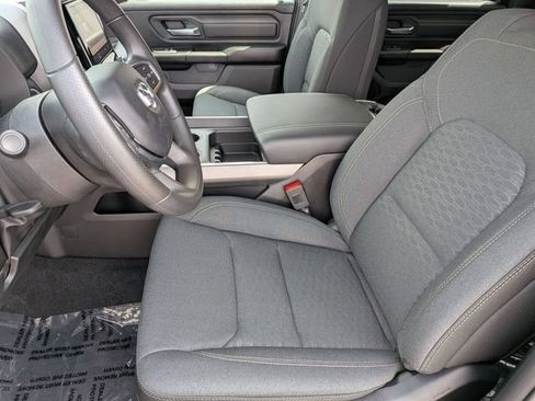 New 2026 RAM 1500 Express AWD/4WD image 16