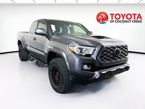 Used 2022 Toyota Tacoma TRD Sport w/ TRD Premium Sport Package AWD/4WD image 1