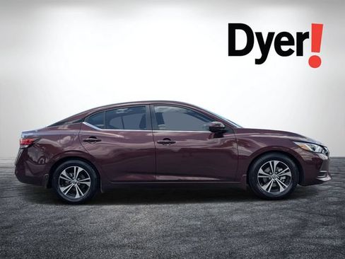 Used 2022 Nissan Sentra SV FWD image 2