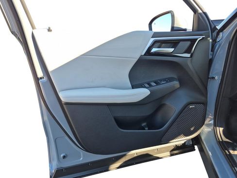 New 2026 Mitsubishi Outlander SE image 26