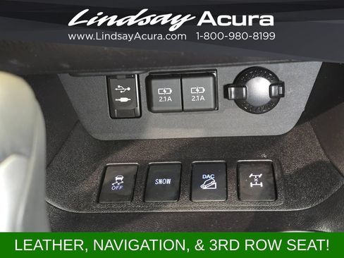 Used 2019 Toyota Highlander XLE AWD/4WD image 22