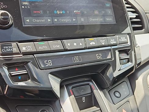 Used 2019 Honda Odyssey EX-L image 19
